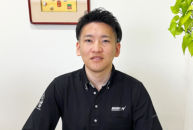 採用担当者