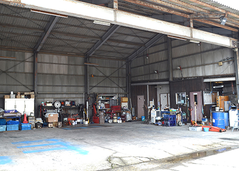 自社設備施設と専属整備士常駐